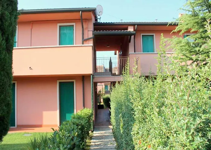 Retreat At Via Toscanini