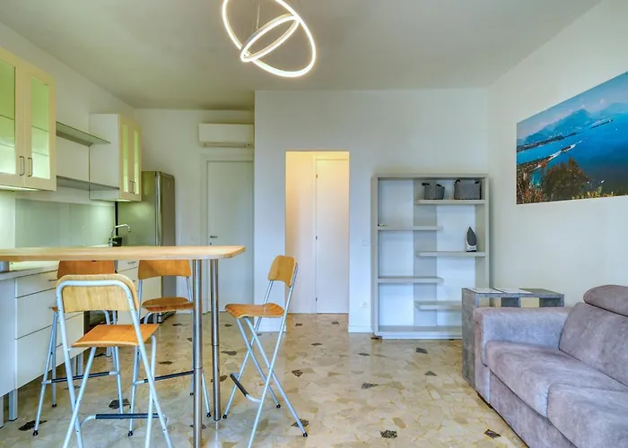 Apartment By Lake Garda Near Gardaland